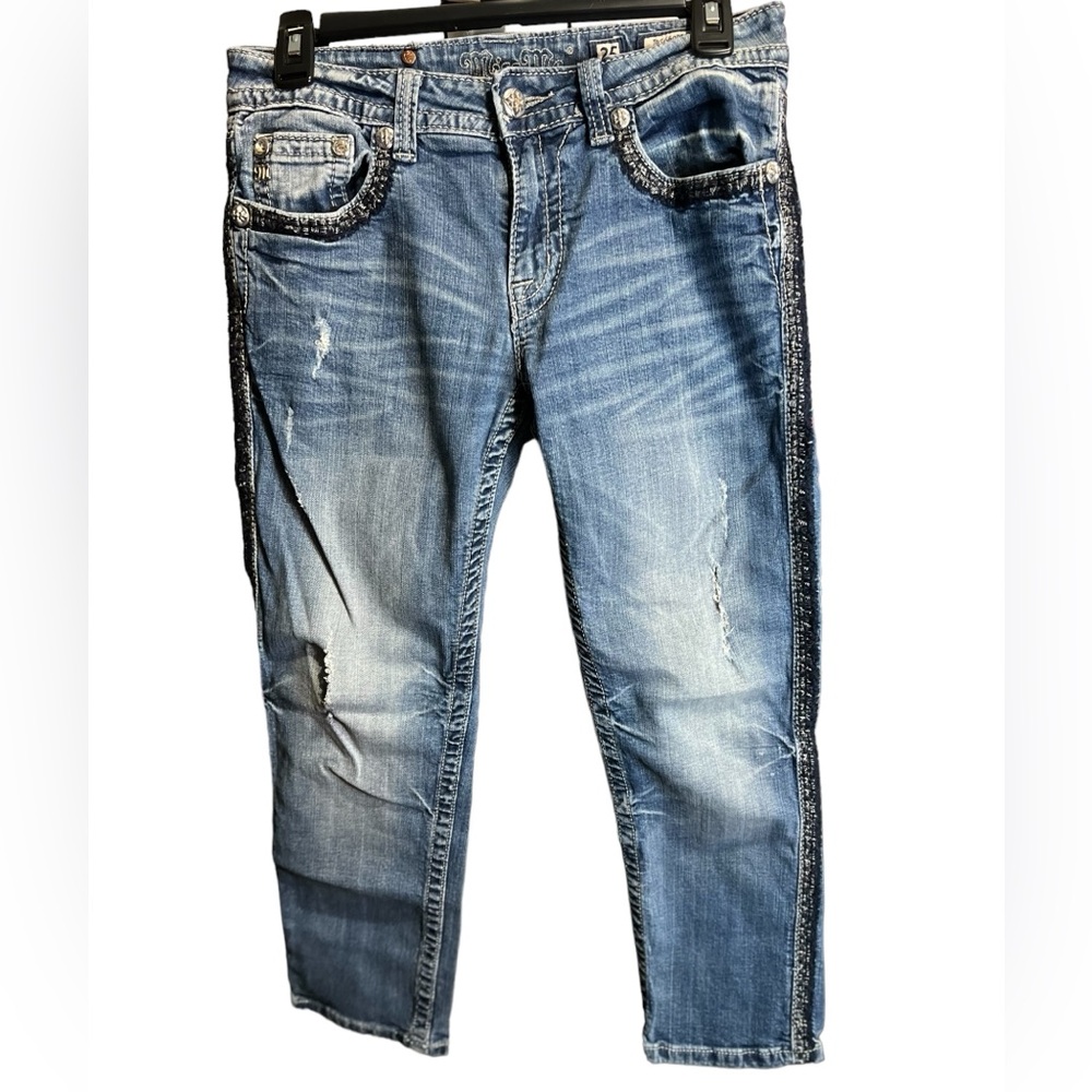 Miss Me Woman’s Boyfriend Capri Distressed Jeans Sz 24” Waist